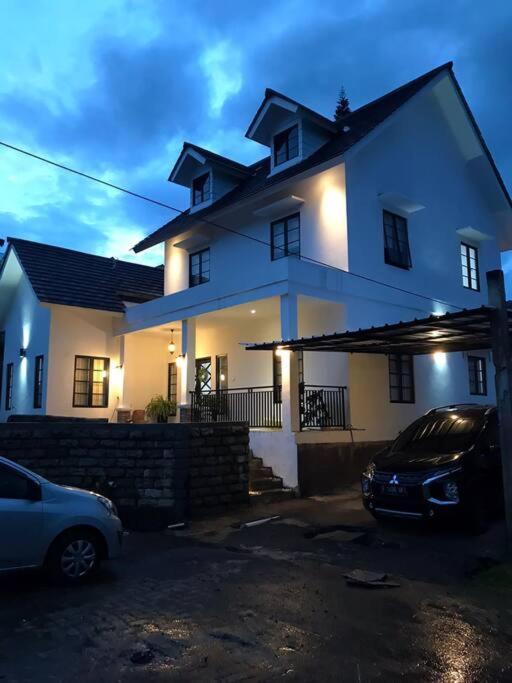 Stylish Villa At Green Apple U 35A Cipanas Puncak Sindanglaya Luaran gambar