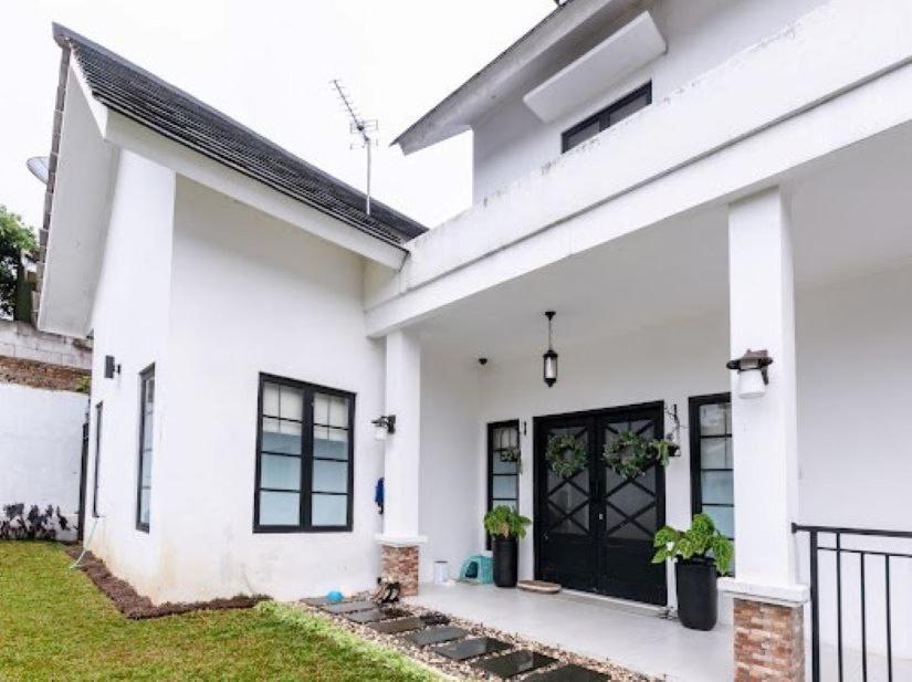 Stylish Villa At Green Apple U 35A Cipanas Puncak Sindanglaya Luaran gambar